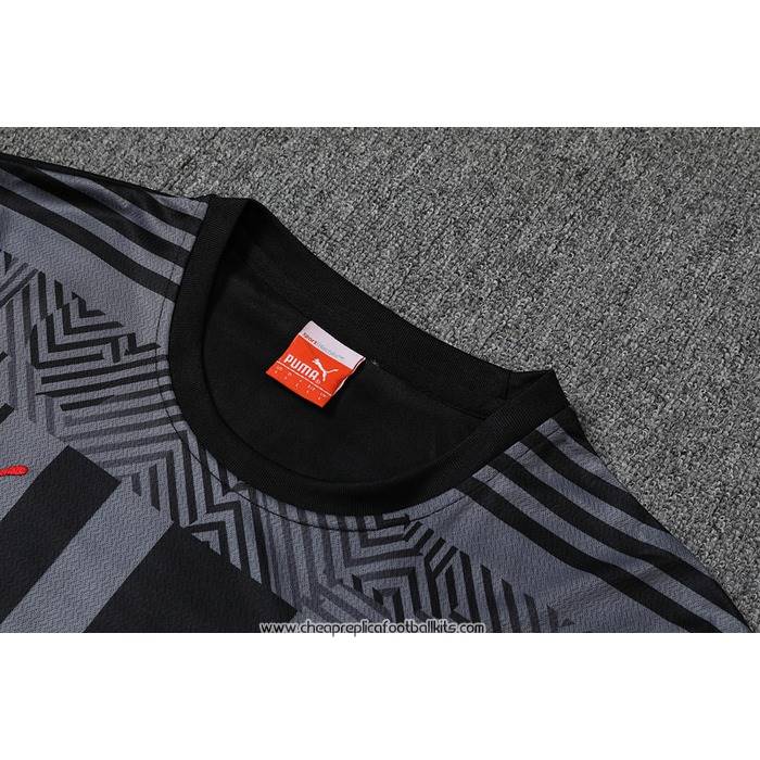 Tracksuit
 AC Milan 2022-2023 Short Sleeve
 Grey
 - Shorts
